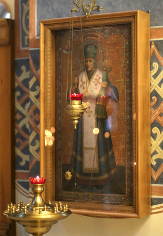 Икона святителя Димитрия Ростовского с частицей мощей святого