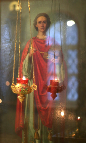 Икона великомученика и целителя Пантелеимона