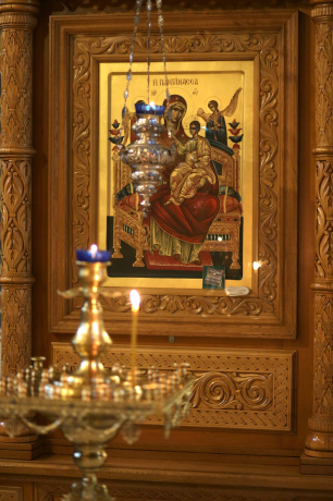 Икона Божией Матери «Всецарица»